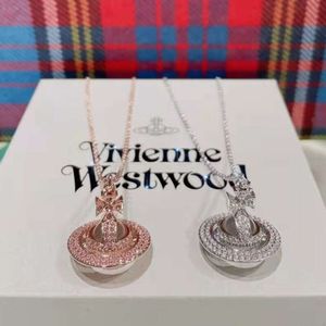 한정판 하이 버전의 새로운 쌍의 서양 황후 Dowager Viviennewestwood Full Diamond Earth Planet Pearl Necklace