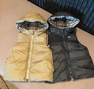 후드 베이비 다운 조끼 키즈 디자이너 코트 아이 후드 유아 웨이스트 코트 겨울 재킷 이중 측면 웨어러블 두꺼운 따뜻한 아웃복 의류 클래식 격자 무늬 디자인
