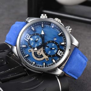 Ny högkvalitativ MM Quartz Leather Strap Watch Fashion Wristwatches Movement Watches Designer Män med låda