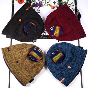 Unisex Beanies 패션 편지 뒤집을 수있는 니트 모자 겨울 양털 두개골 모자 이중 쪽 착용 보닛 디자이너 비니 야외 뜨개질 모자 ins