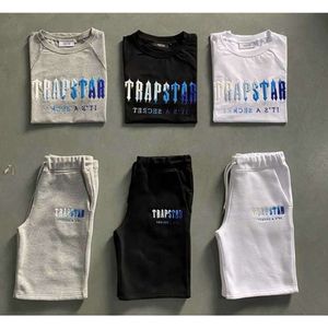 MENS TRAPSTAR T -shirt Set Letter broderad spårdräkt Kort ärm Plush Shortsmotion Current Meiclothes