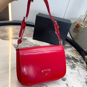 2023 Designer Brand Handbags Girls Fashion Women's Classic Crossbody Handbag 7A Flip Clutch Bag med axelrem