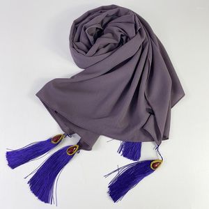 Etniska kläder muslimska Tassel Pendant Hijab Crinka Cotton Plain Scarf Women Solid Crystal Shawls Wraps Pannband Islamiska huvudduk