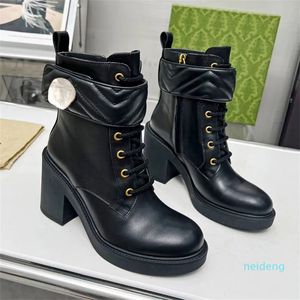 Spring and Autumn Women Fashion Short Boots Leather Handmade Ankle Boots Comfortable Classic Simple Martin Boots