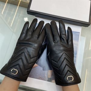 Designer Gloves Men Women Gloves Solid Color Leather Cashmere Glove Winter Fashion Accessories Gants