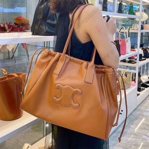 Borsa tote per lo shopping di design Borsa sotto le ascelle a spalla per pendolari nuova in pelle da donna ad alta capacità Liquidazione Borsa con coulisse laterale all'ingrosso