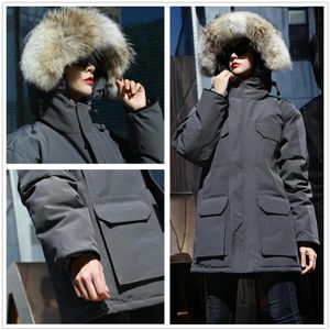 Womens Winter Outdoor Leisure Sports Down Jacket White Duck Windproof Parker Long Leather Collar Cap Warm Real Wolf Fur Designer S3080