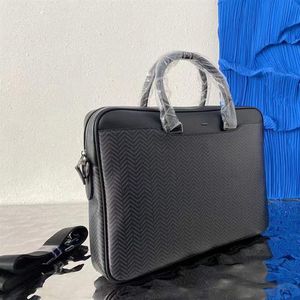 Män Portföljdesigners axelväskor Crossbody Bag Office Laptop Bortkyror för manliga affärsresor Handväska Högkvalitativ läder311e