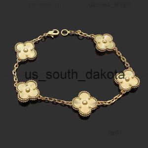 سوار سحر سلسلة روابط سلسلة سوار من أربع أوراق Cleef Clover Womens Fashion 18K Bracelets Jewelry U6 ​​16XW9 X0909