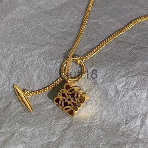 Pendant Necklaces Necklaces Bracelet designer jewelry Titanium steel necklaces female niche luxury couples ins long sweater chain pendant x0909 x0912