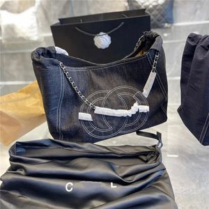 COCO Retro Utility Crossbody Вечерние сумки Седло с клапаном Сумки Черная джинсовая сумка-тоут Карман для телефона Дизайнерские сумки на ремне Мода Lu315v
