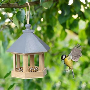 Dekoracje ogrodowe wisząca karmnik dla ptaków dom drewniany ptak Parrot Klatek nasiona pokarmowe ozdoby podwórka dekoracje na zewnątrz 230909