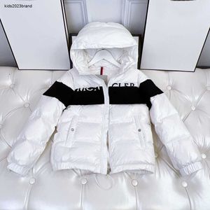 Luxurys crianças roupas designer casaco para meninos da menina vestir fasion retalhos emendando letras 90% branco ganso para baixo roupas de bebê