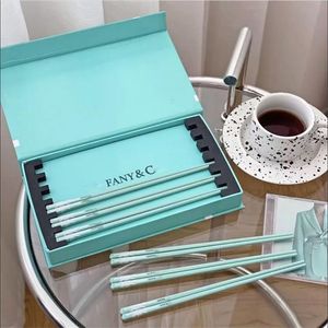 Blue Bone China Ceramic Chopsticks家庭用ハイエンド非滑りの高価値レッドテーブルウェア高品質3085