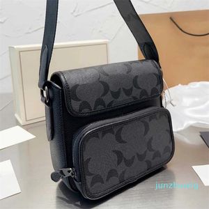 Trendiga män messenger väska designer crossbody luxurys handväskor kvinnor mode handväska handväska axelväskor totes