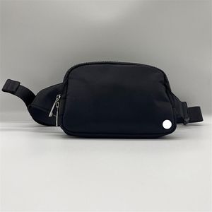 Yoga väska senaste stil Lu Everywhere Belt Bag Fanny Pack Designer Classic Bum Chest Bumbag Nylon Shoulder Crossbody Midjepåsar XTDH287G
