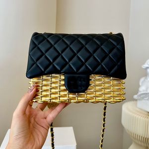 디자이너 가방 프랑스 고급 디자이너 금속 어깨 가방 파리 클래식 다이아몬드 격자 크로스 바디 가방 최고의 품질 패션 여성 미니 디너 가방 유명한 레이디 플랩 가방