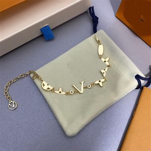 Braccialetti di design di gioielli braccialetto con ciondolo amore monogramma fiore fiore catena sottile cjewelers pulsara lusso lettera blocco oro bracel326O