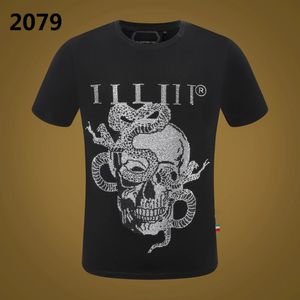 Phillip Plain Men Designer PP Skull Diamond T Shirt Kort ärm Dollar Brown Bear Brand Tee O-Neck High Quality Skulls T-Shirt Topps P2079