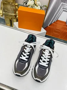 Męskie designerskie buty buty nowe buty damskie skórzane koronkowe sneaker platforma biegowa 0904
