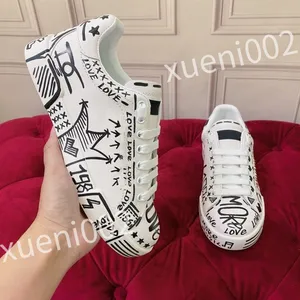 2023 Yeni Tasarımcı Sneaker Sıradan Ayakkabı Adam Kadın Moda Platformu Popüler Çift Modelleri Çok Molor Eşleşen Retro Saborlar HC220717