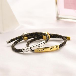 Designer Uomo Donna Bracciale con lettera di marca Bracciale di lusso Designer di gioielli in ecopelle Bracciale in acciaio inossidabile placcato oro 18 carati 3060