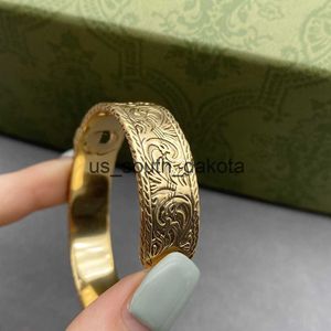 Corrente Designer Pulseira Cuff Bangle Homens Mulheres Presente Aço Inoxidável Carta Clássica Bangles Jóias Mulheres Alta Qualidade Produtos Finos Pulseiras A13 X0909