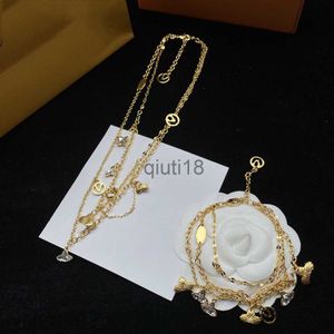 Pendant Necklaces Designer Necklace letter Bracelet Fashion Designe for Woman Temperament Exquisite Jewelry x0909