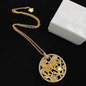 golden Necklace, holloway carved portrait and floral plant, Embed zircon crystal round pendant chain, designer jewelry fashion elegant ladies, banquet, Christmas