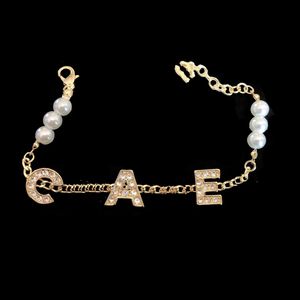 Bracciale a catena in argento 925 Bracciale in oro con perle di lusso Designer di gioielli con fascino di marca Nuovo braccialetto con lettera regalo d'amore Gioielli in cristallo di alta qualità