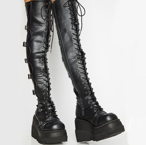 Botas altas da coxa femininas plataforma cunhas bota de motocicleta sobre o joelho saltos stripper do exército punk rendas fivela de cinto longo para meninas sapatos de festa