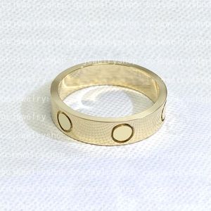 18k Gold Plated High Qualityy Band Rings Classic Fashion Love Ring Nail Ring for Womengirl Wedding Mother 'Day Jewel Women2415