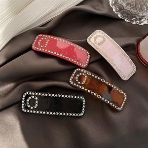 Top Luxury Barrettes Designer Triangle Hairpin New Fashion For Women Hairband Letters High Quality Jewelry Supply227t