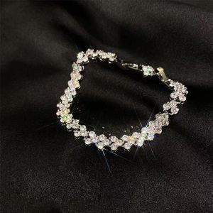 Luxurys Designers Bracelet Women Charm Braceter Versatile Trend Fashion Diamonds High Quality Bracelets Boutique Gift243D