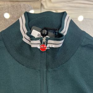 Męskie bluzy sprężynowy Kiton Dark Green Wool Zippe Cardigan Card