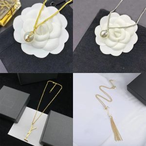 Gold Pendant Necklace Letters Designer Pearl Necklaces Luxury Jewelry Woman Chains Neckwear Wedding Silver Necklaces 18K Gold Plated M-5