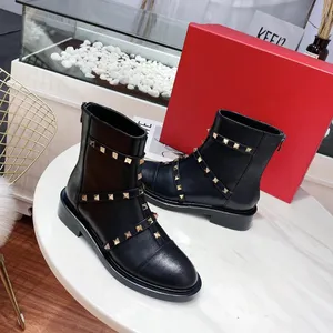 Ankle Boots Women Designer Boot Genuine Black Leather Casual Zipper Elastic Fabric Flat Bottom Martin boots Riveted Decoration fashion Motorcycle boot