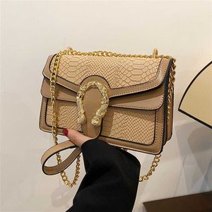 Borse popolari in vendita 2023 New Fashion Snake Pattern Small Square con catena a trama semplice Spalla singola Wind Diagonal Straddle