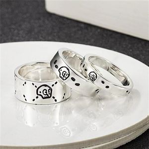 925 Silver Designer Love Heart Ring Men Kvinnor Snake Ring High-End-kvalitet Parbröllopsring med låda Male och kvinnlig designer Bu235U