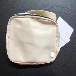 Utomhuspåsar Kvinnor Män midja Bag Gym Elastic Justerbar rem Zipper Fanny Pack 4 Färger LL248K