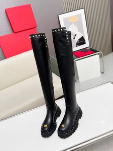 Marca de luxo feminina cavaleiro longo coxa-alta botas inverno cavaleiro neve rebite elástico zip tamanho 35-41