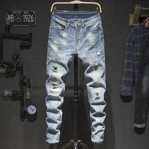 Jeans da uomo Fori sfilacciati Hiphop Strappato Azzurro Stretch Gamba sottile Streetwear Jeans da motociclista in difficoltà Pantaloni denim maschili208a