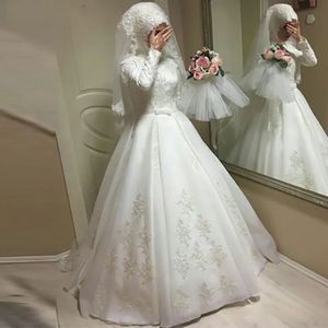 Islamisk muslimsk vit bollklänning bröllopsklänningar brudklänningar formell höghals långärmad applikation Satin elfenben blixtlås snörning plus storlek nya anpassade skärmar