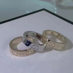 Pierścień designerski luksusowa biżuteria Pierścienie midi dla kobiet stal tytanowy stop stalowy Process Process Process Akcesoria nigdy nie zanikają not281t