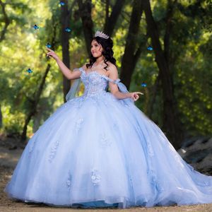 Sky Blue Sweetheart Quinceanera klänningar Sweet 16 Prom Evening Gowns Off Shoulder Applique Lace Tull Vestidos de 15 Anos Ball Gown