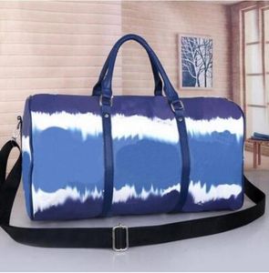 2023 Luxurys Designers Bags Momen Men Bags Moda Bolsa Duffle Duffle Bolsas de bagagem de couro Pursa esportiva de grande capacidade V003