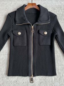 23SS Tasarımcı Kadın Ceket Denim Ceket Kadın Düğmesi Mektubu İlkbahar ve Sonbahar Tarzı Slim Ladies Giyim Kadın Kot Peneran Büyük Boy Klasik Moda Ceket K9