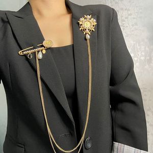 Pins Brooches Vintage Alloy s Large Fashion Shawl Tassel Chain Lapel Pin Shirt Suit Jewelry for Men Wedding Accessories 230909