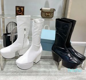 Stiefel, Lederhosen, Kniestiefel, Vorhängeschloss, mit Metall verkleideter Keilabsatz, mandelförmiger Outlet-Elastizitäts-PU-Booties im Catwalk-Stil