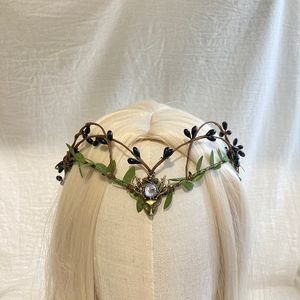Bröllopshår smycken Moon Woodland Tiara med grenar hjortar Elven Headpiece Festival Boho Bride Fairy Costume Circlet Renaissance 230909